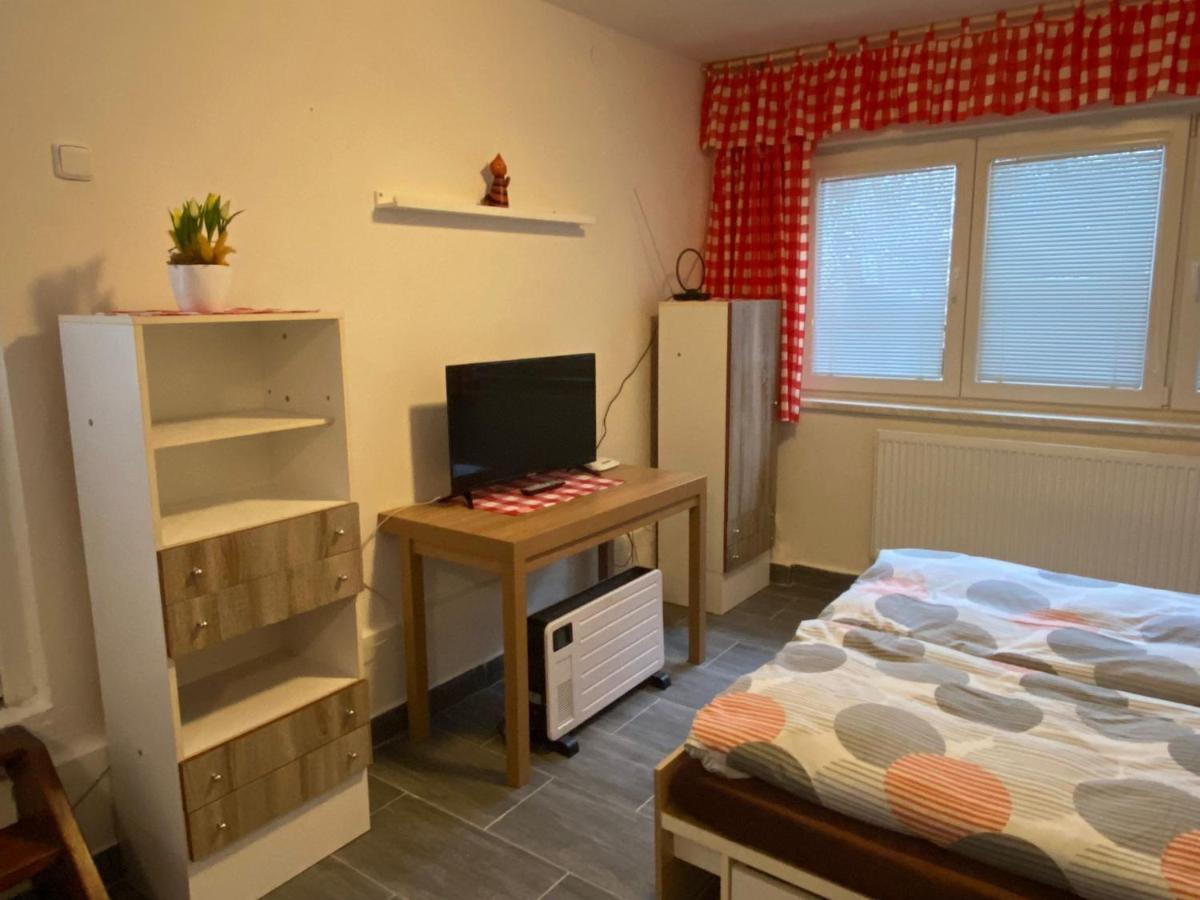 Apartmany Rybnik เชสกี้ครุมลอฟ ภายนอก รูปภาพ