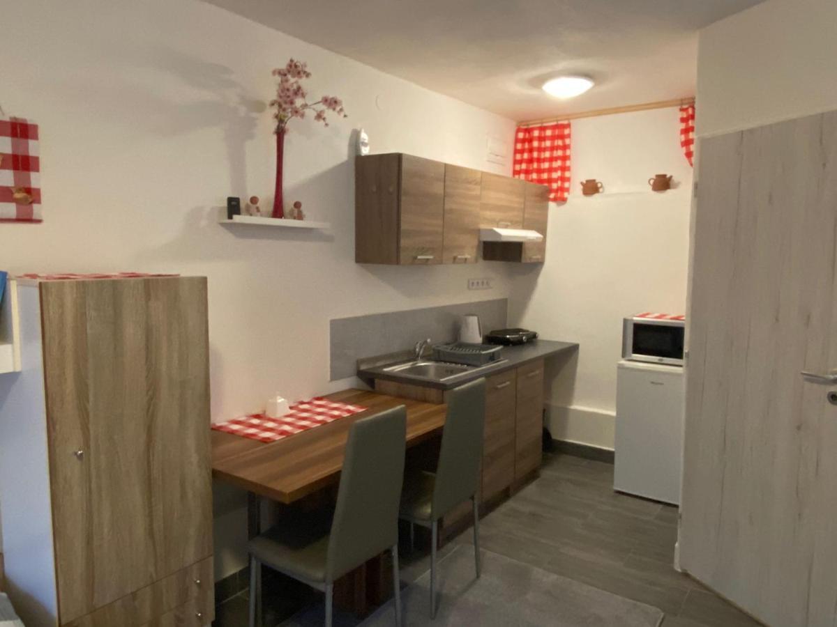 Apartmany Rybnik เชสกี้ครุมลอฟ ภายนอก รูปภาพ