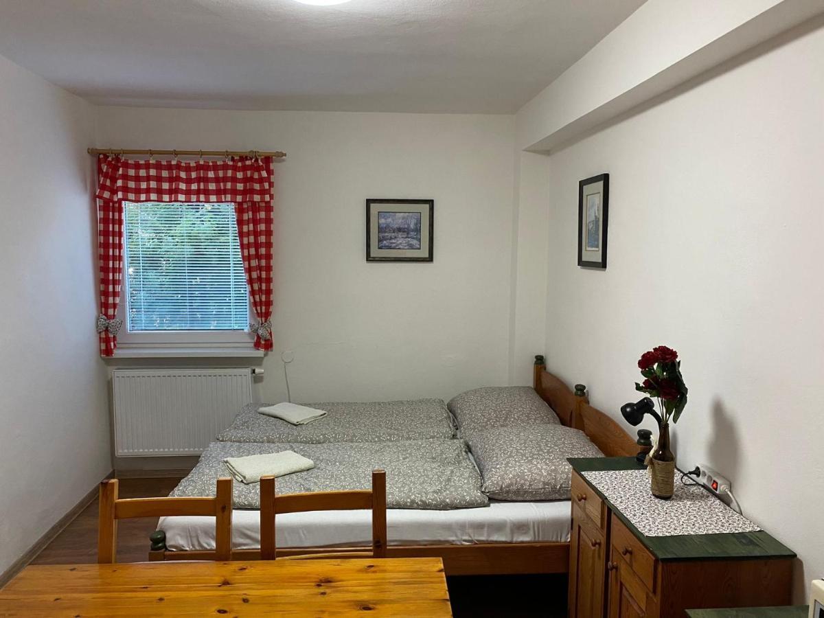 Apartmany Rybnik เชสกี้ครุมลอฟ ภายนอก รูปภาพ
