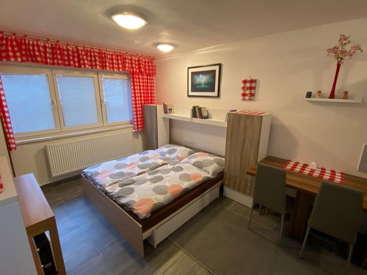 Apartmany Rybnik เชสกี้ครุมลอฟ ภายนอก รูปภาพ