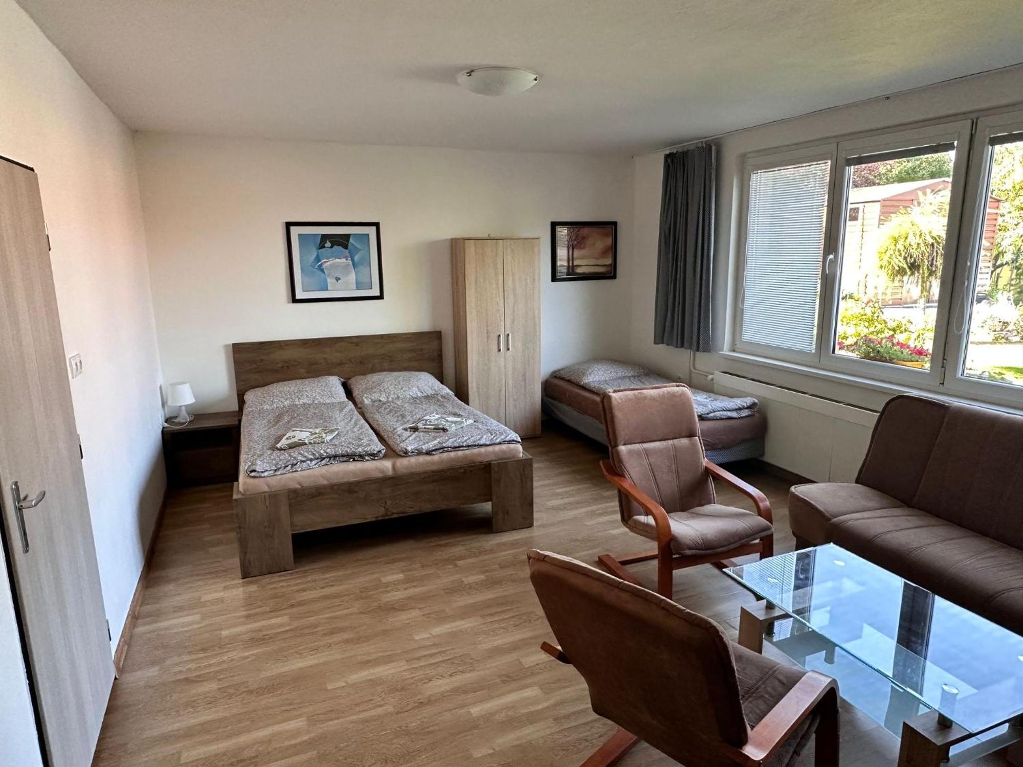 Apartmany Rybnik เชสกี้ครุมลอฟ ภายนอก รูปภาพ
