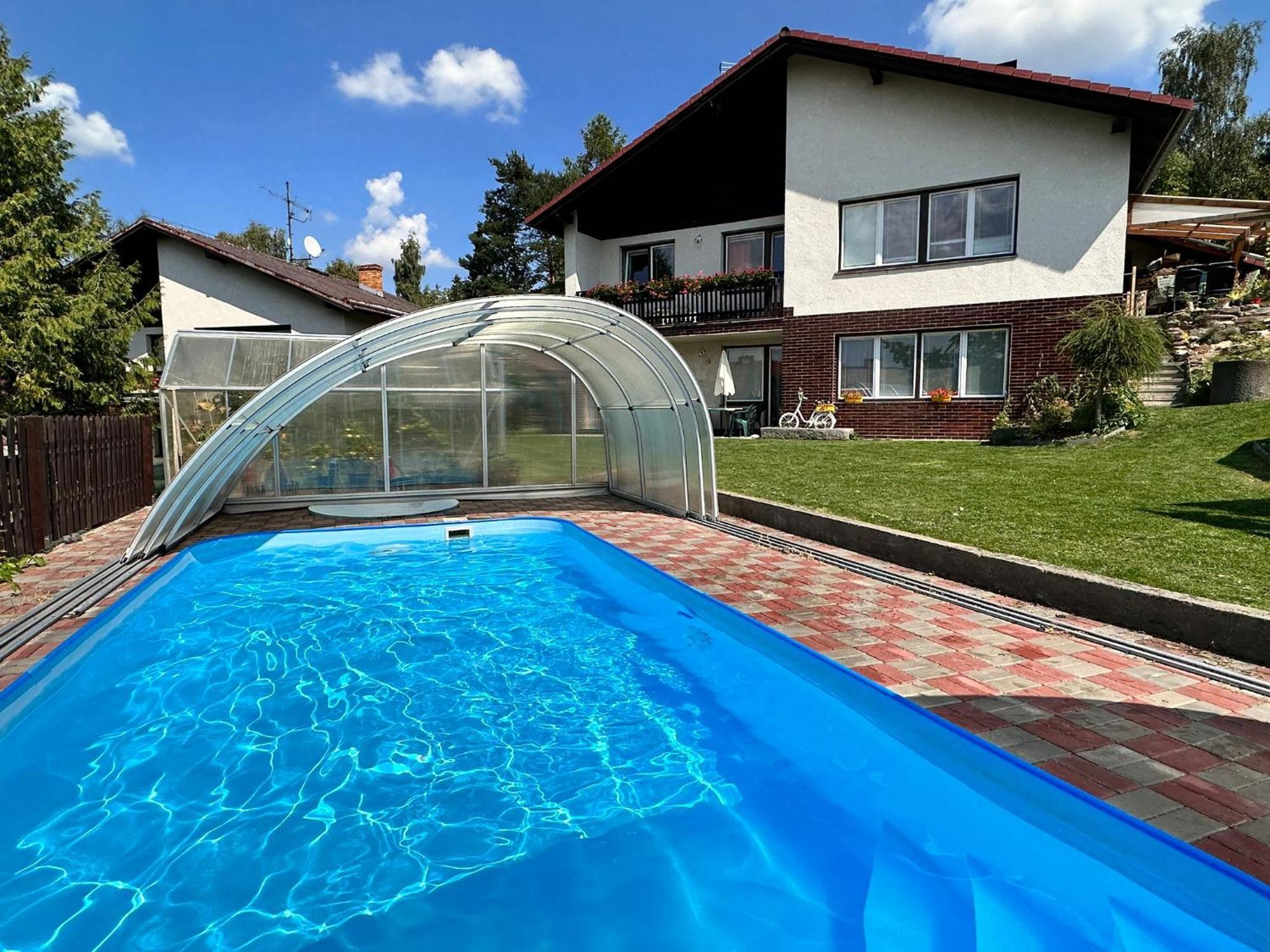 Apartmany Rybnik เชสกี้ครุมลอฟ ภายนอก รูปภาพ